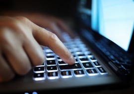 Website laten maken? Waarom doe je het niet zelf? Website laten maken? Waarom doe je het niet zelf?